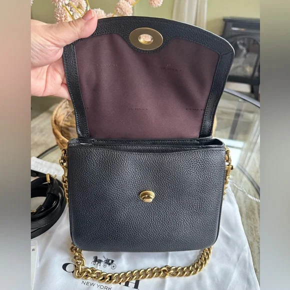 Coach Cassie 19 Black Crossbody Bag with Gold Chain - Picture 8 of 12